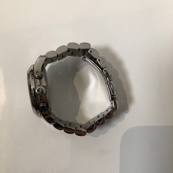 Michael Kors MK5067 Stainless Steel Watch - Picture 4 of 5